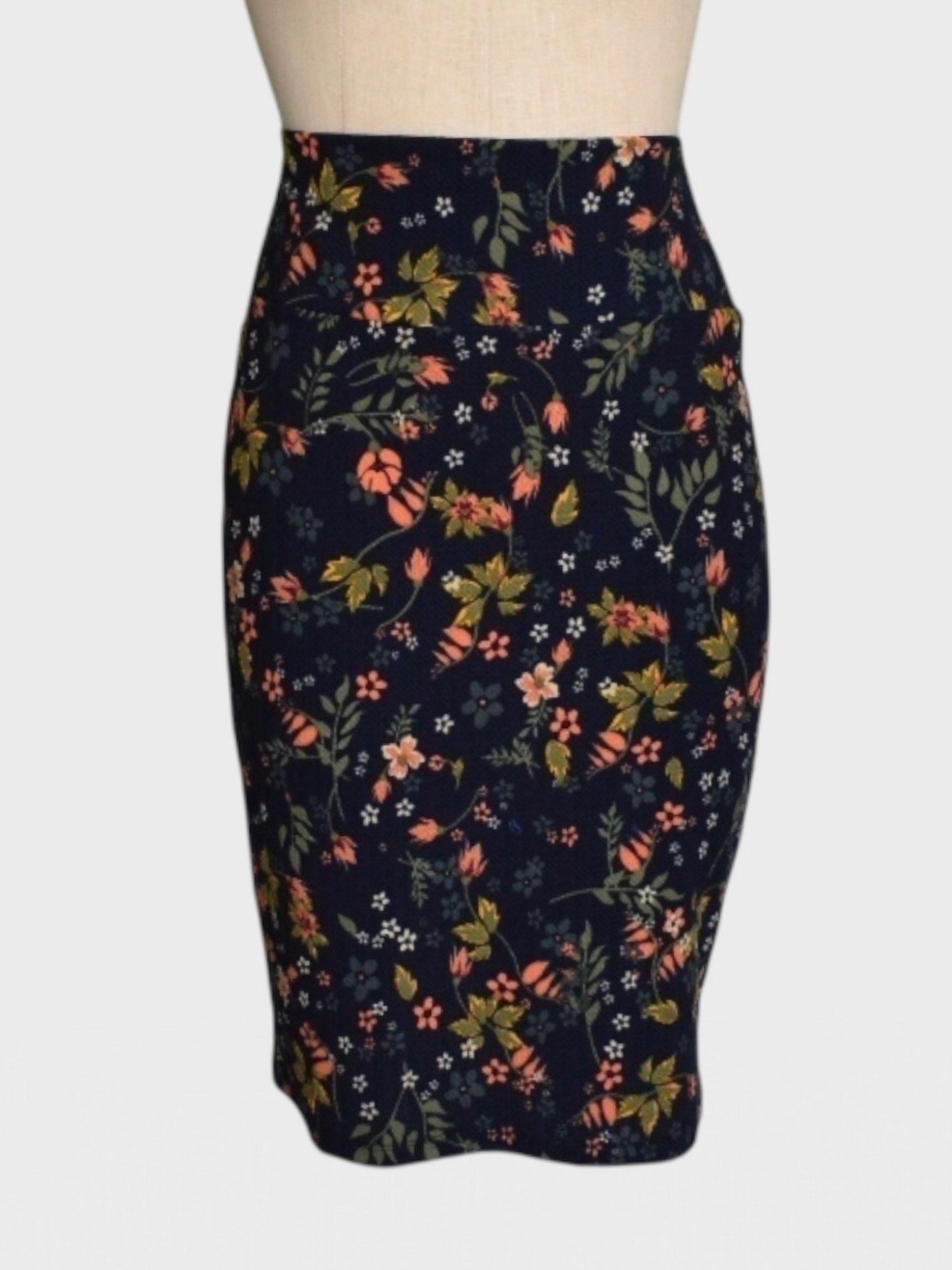 LuLaRoe Cassie Floral Pencil Skirt